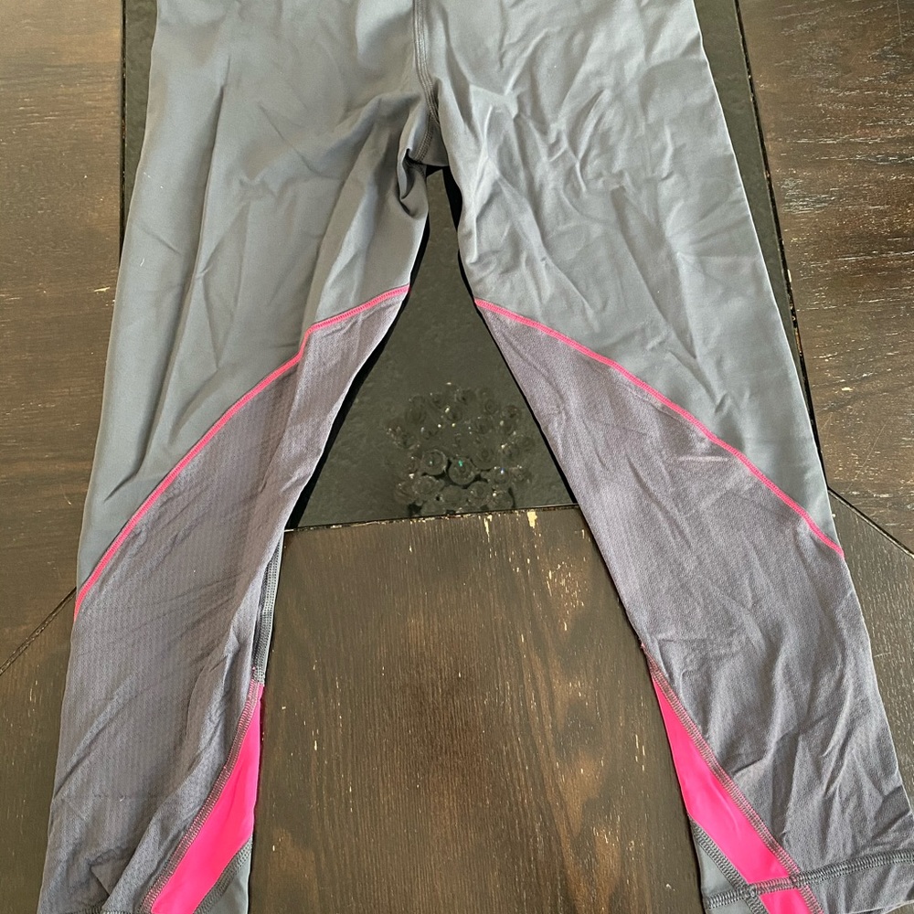 Lululemon Pants - Picture 7 of 7